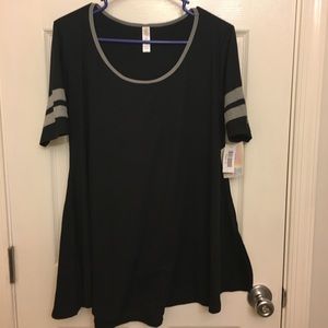 Lula Roe Perfect Tee